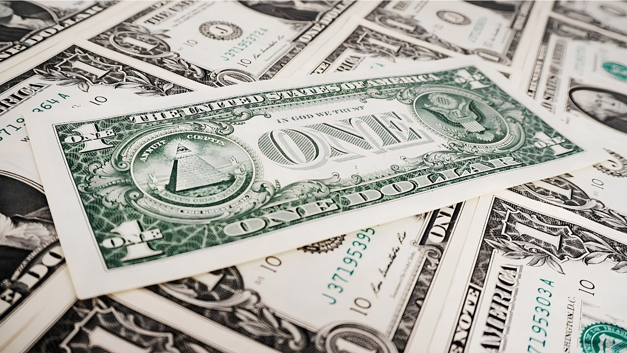Döviz kurları darmaduman: Dolar 48 TL sınırına dayandı
